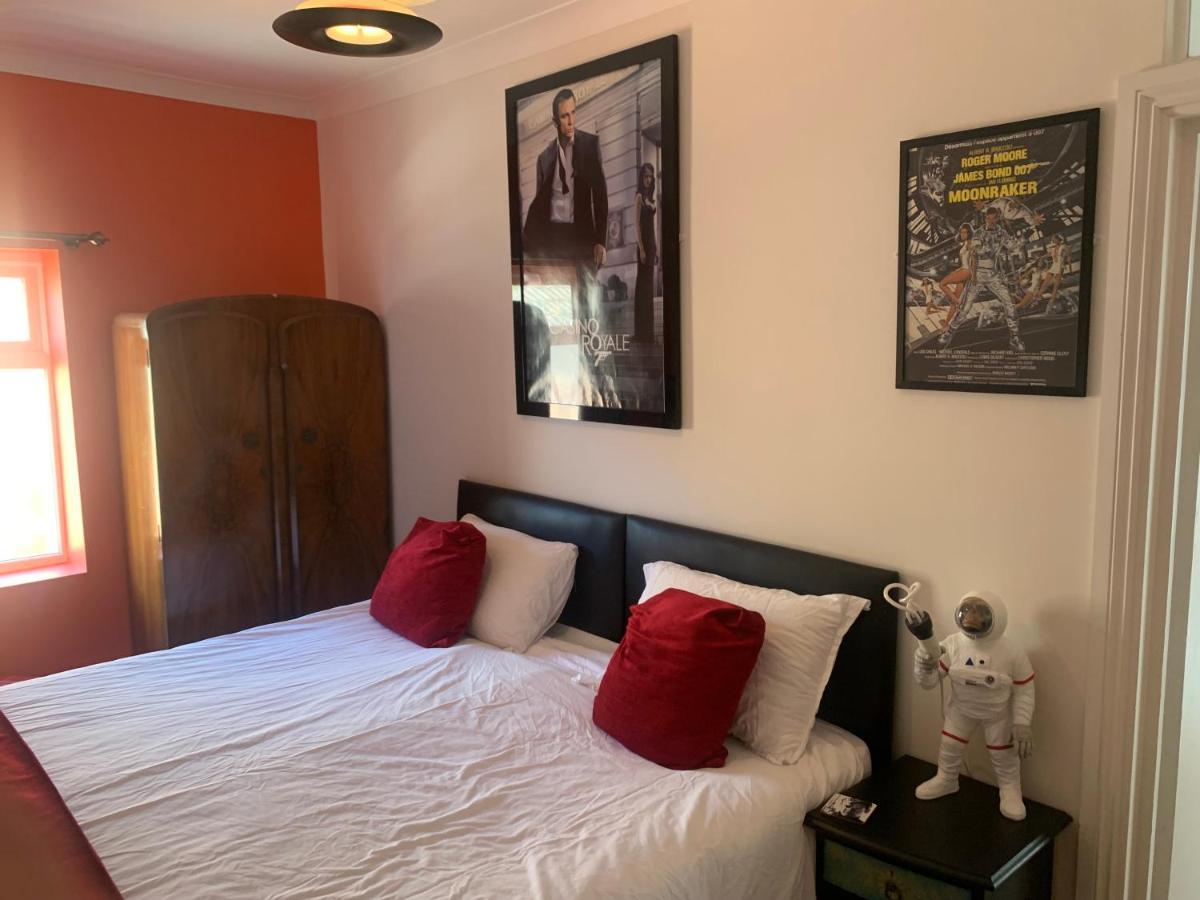 Southsea Royale James Bond 3 Bed Cool Penthouse, Seafront Parking Portsmouth Exterior foto